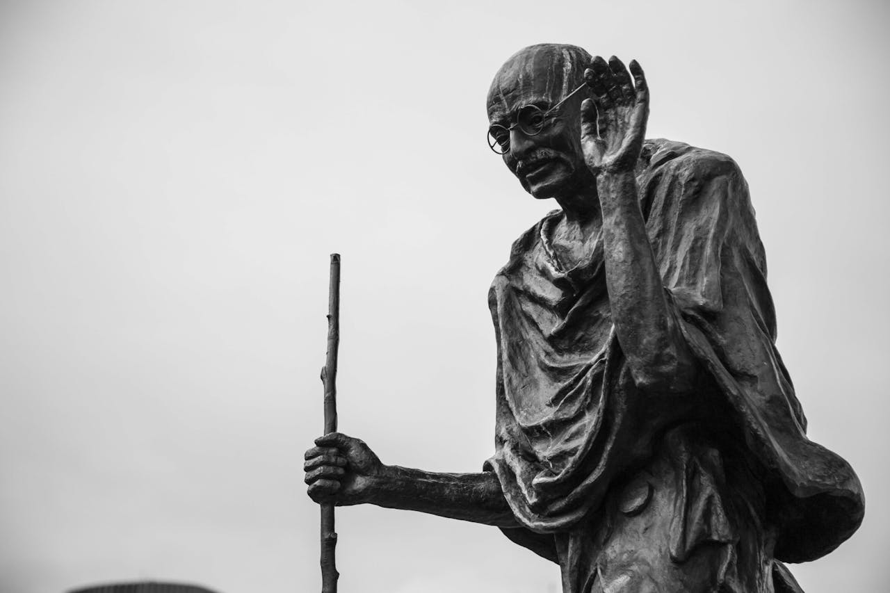 Top 10 Freedom Fighters Of India